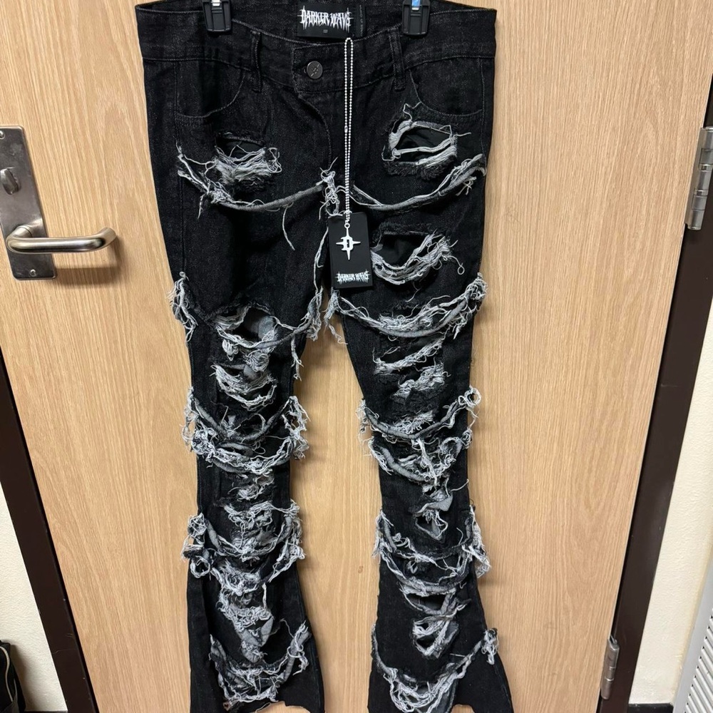 DARKER WAVS JEANS